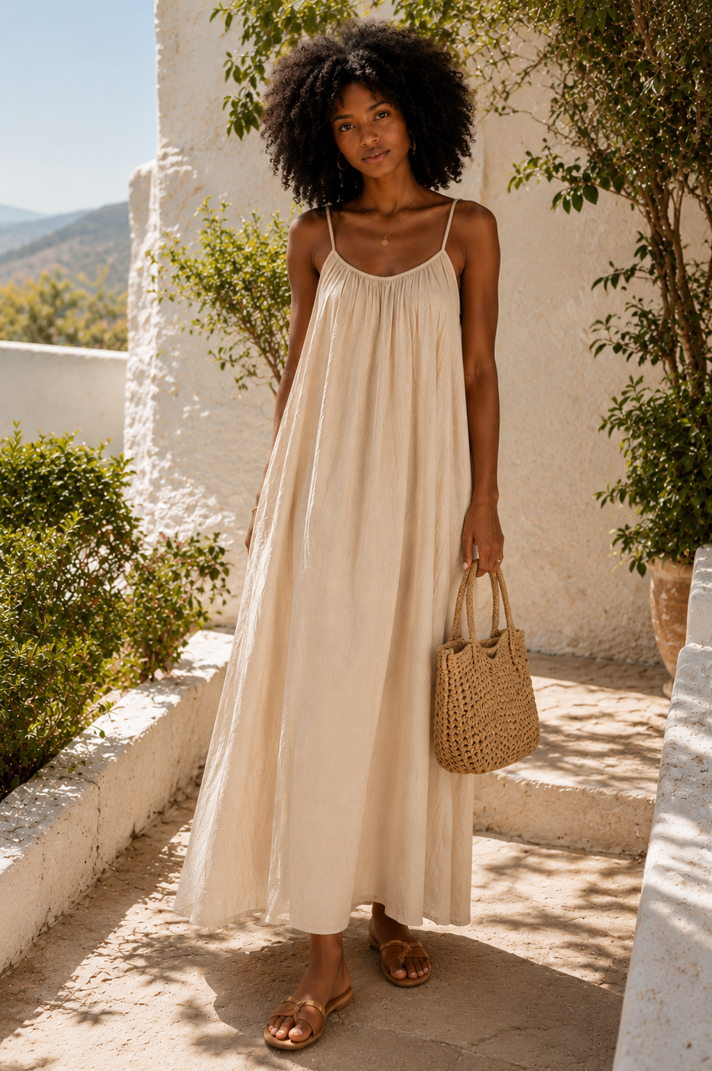 Flowy Long Backless Dress — Éclora